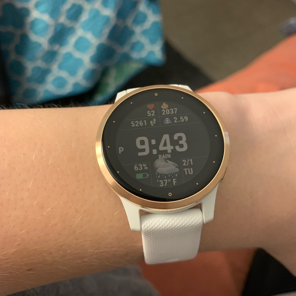 ❌SOLD❌Garmin Vivoactive 4s Rose Gold